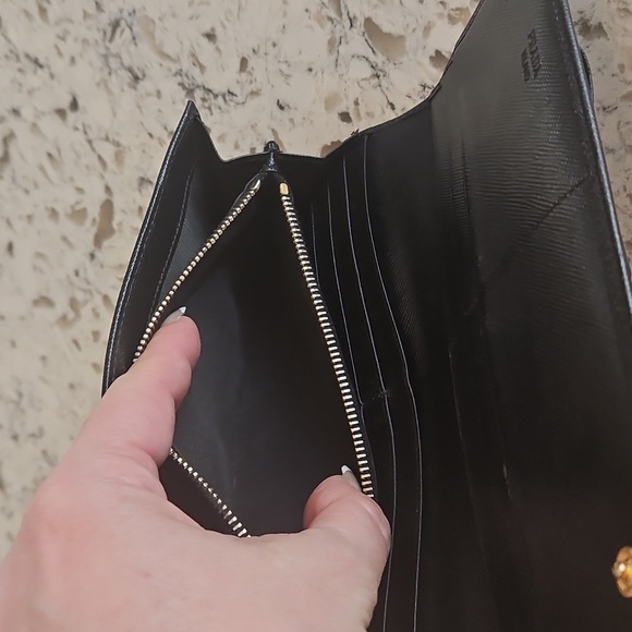 Prada Black Saffiano Leather Wallet with Gold Logo - Like New - Picture 9 of 17